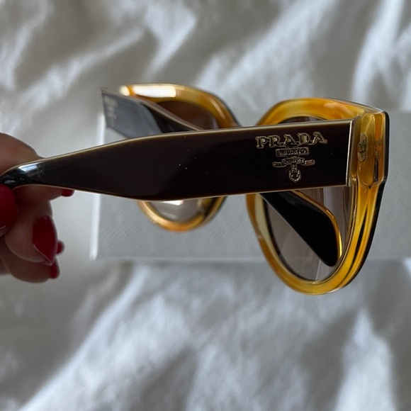 Prada Brown Gradient Caramel Tortoise/Powder Cat Eye Sunglasses - Picture 5 of 10